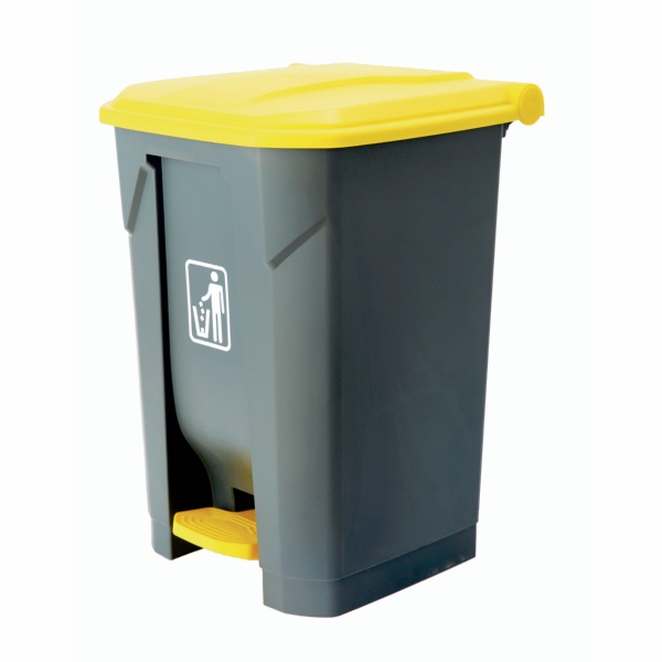 Garbage & Recycling Bins